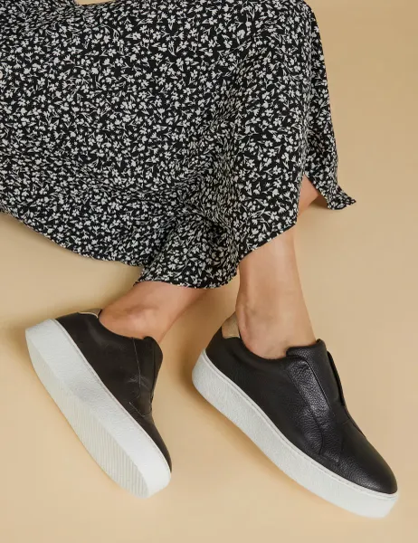 Jones Bootmaker Leather Slip On Platform Trainers Black