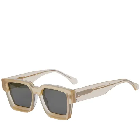 07 Sunglasses