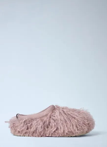 Tazz Fluff Momma Slip-On Shoes