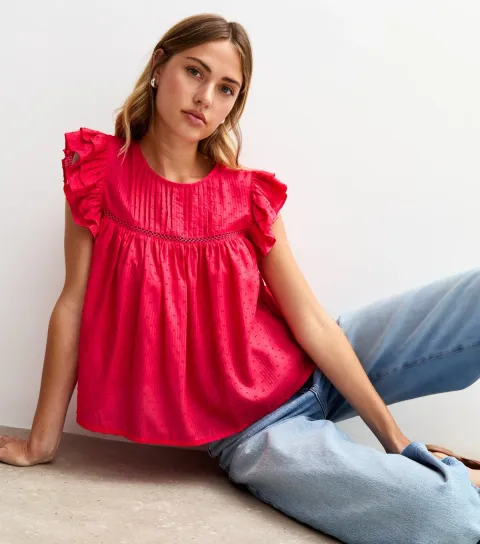 Women's Red Lace Insert Ruffle Trim Sleeveless Top