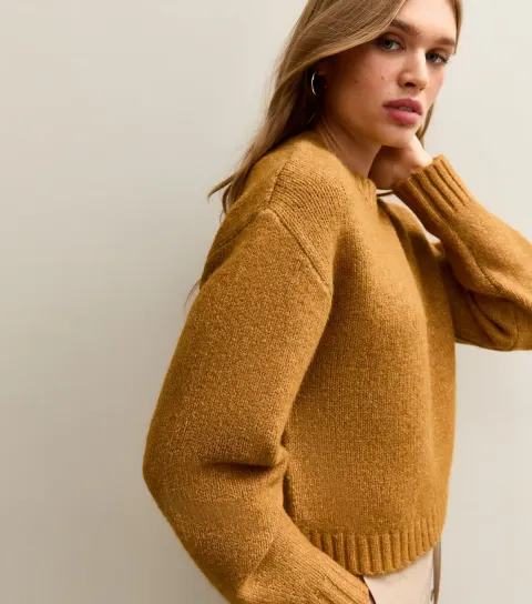New Look Women's Dark Yellow Short Midweight Knit Jumper