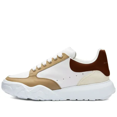 Court Sneaker