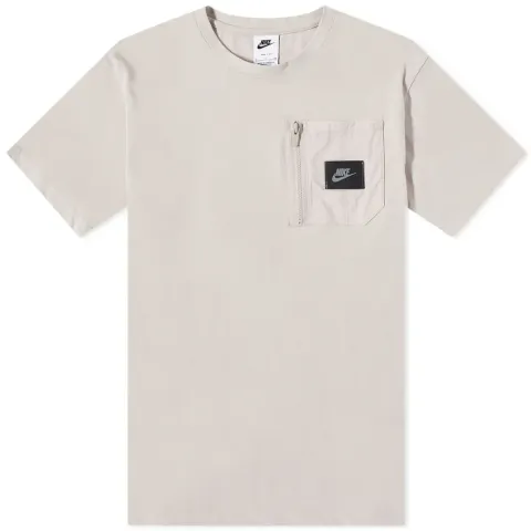 Nike Utility Pocket T-Shirt