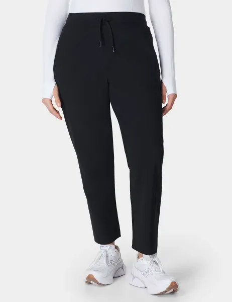 Sweaty Betty Explorer Tapered Ankle Grazer Joggers Black/Black