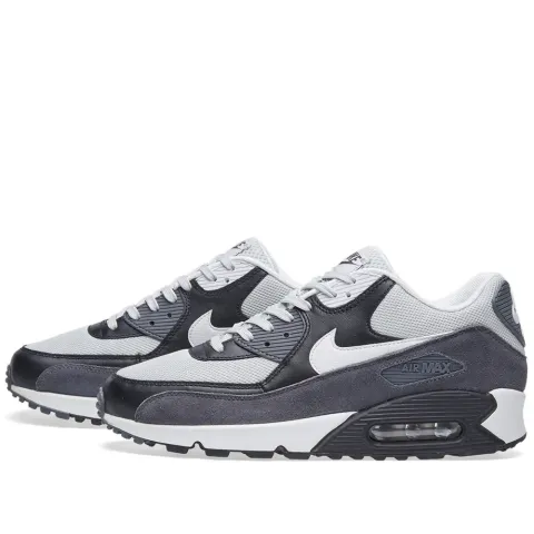 Air Max 90 Essential