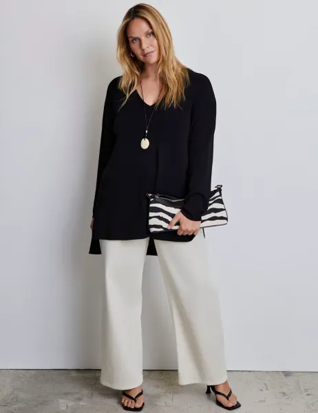 Ribbed V-Neck Jumper Black