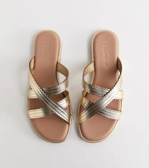 New Look Women's Wide Fit Gold Faux Leather Scalloped Flat Mules Vegan