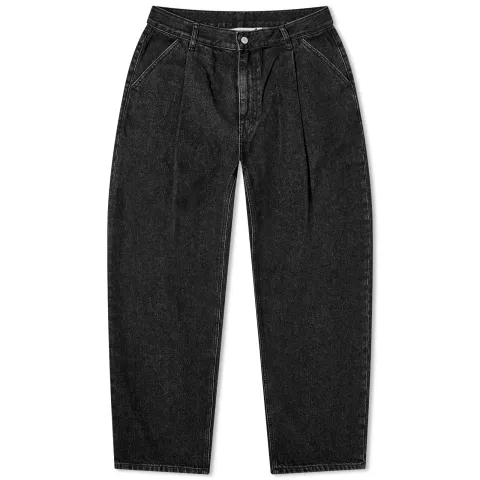Wide One Tuck Denim Pants