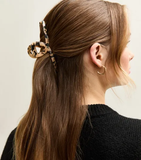 Brown Resin Twist Hair Claw Clip