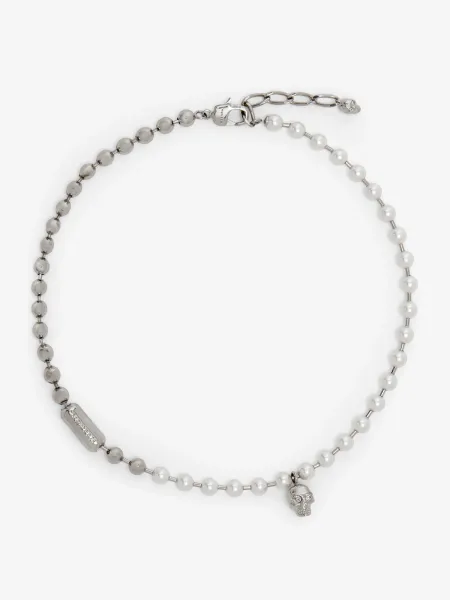 Skull & Pearl Necklace