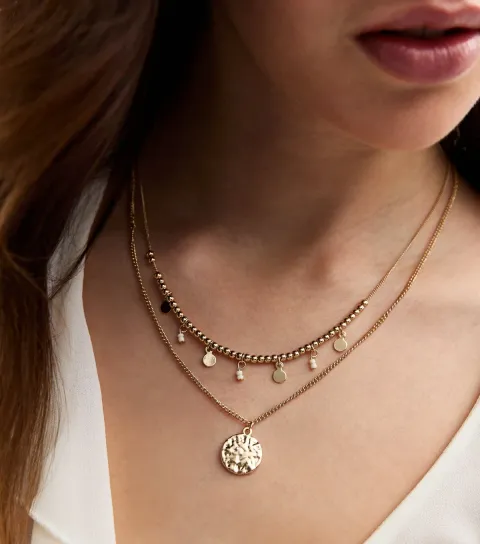 Gold Tone Double Layered Hammered Pendant Necklace