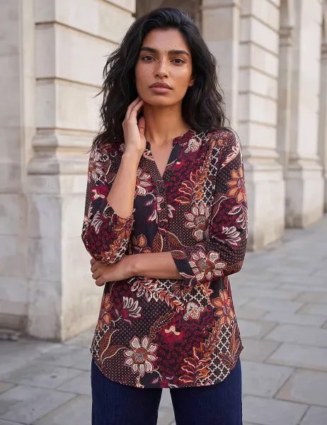 Roman Floral Notch Neck Shirt Red