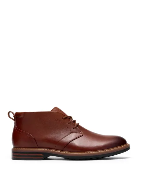 Clarks Leather Chukka Boots Tan