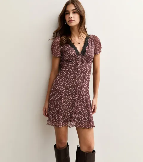 Women's Red Ditsy Print Lace Trim V-Neck Mesh Mini Dress