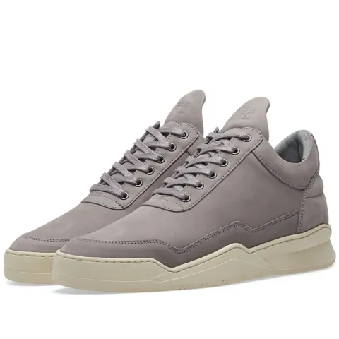Low Top Sneaker