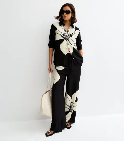 Women's Black Large Lily Print Long Sleeve Shirt