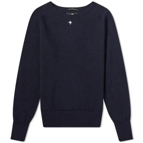 Seamless Crew Knit