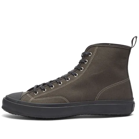 Hi Basket Sneaker