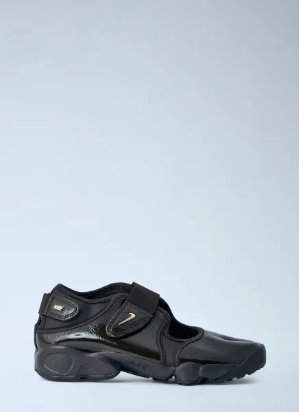Air Rift Sneakers
