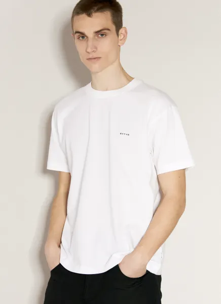 Leon T-Shirt