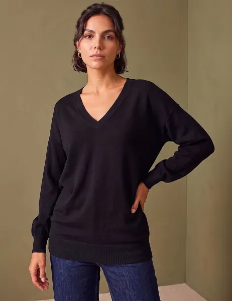 Roman V-Neck Jumper Black