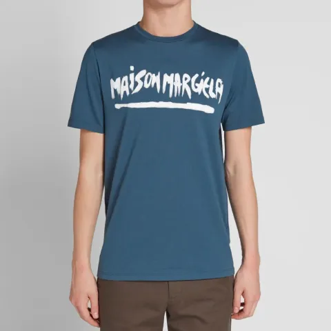 10 Painted Logo Tee