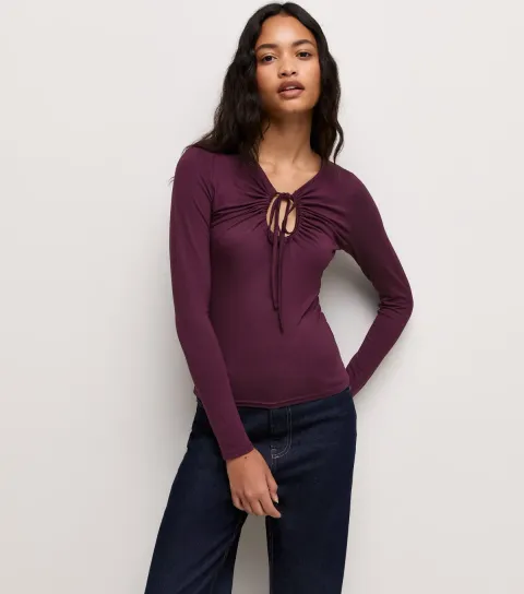 Women's Burgundy Tie Keyhole Long Sleeve Top