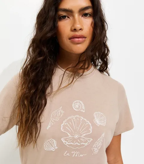 Women's Stone Shells Print Cotton Relaxed Fit T-Shirt