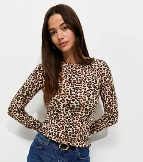 New Look Women's Brown Cotton Rich Leopard Print Long Sleeve Ribbed Top