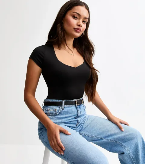 Women's Petite Black Jersey Short Sleeve Sweetheart Neck Body