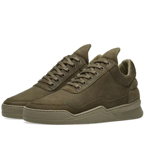 Low Top Sneaker