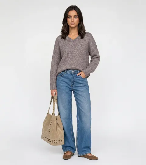 Urban Bliss Women's Stone V-Neck Knitted Jumper