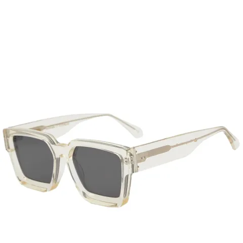 07 Sunglasses