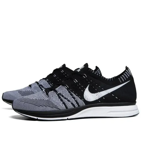 Flyknit Trainer+