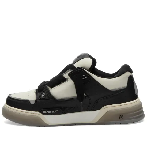 Studio Sneaker