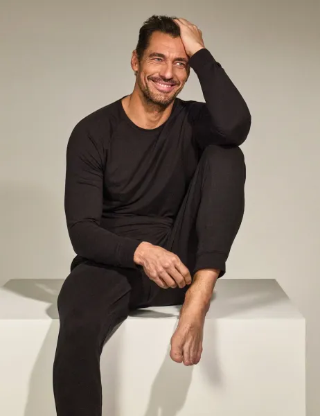 David Gandy Wellwear Luxury Lyocell Rich Lounge Top Black