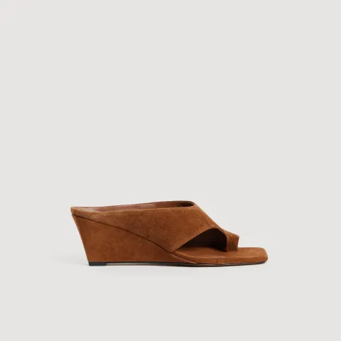 Suede wedge sandals