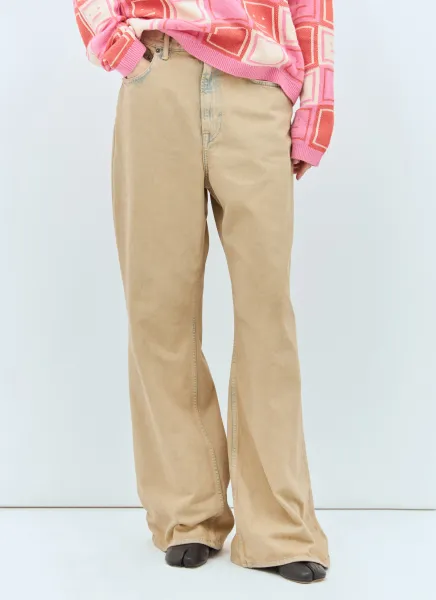 2022 Relaxed-Fit Jeans