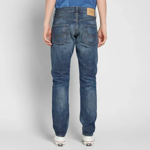 ED-55 Relaxed Tapered Jean