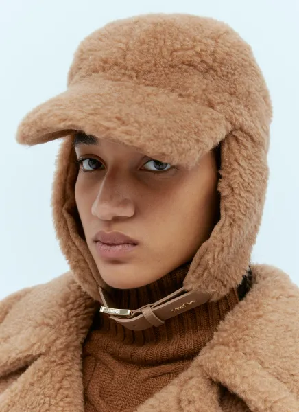 Teddy Buckle Baseball Cap