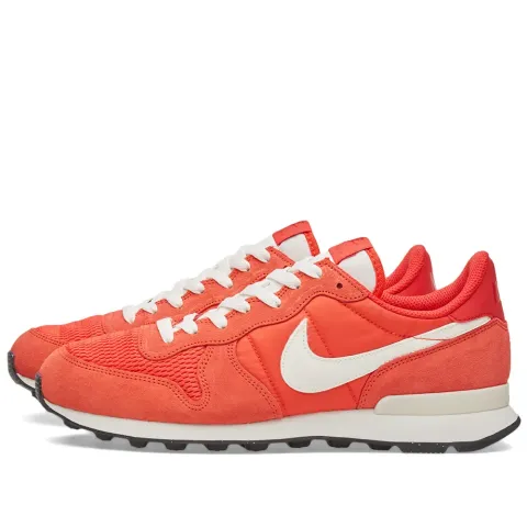 Internationalist