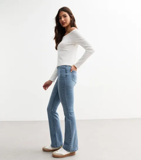 Women's Light Blue Pull On Bootcut Jeggings