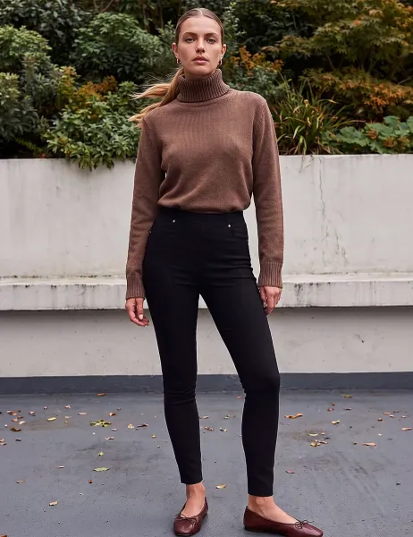 Roman Fleece Backed Jean Black