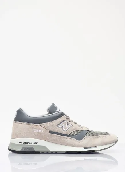1500 Sneakers