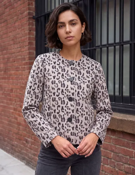 Roman Animal Print Buttoned Jacket Neutral