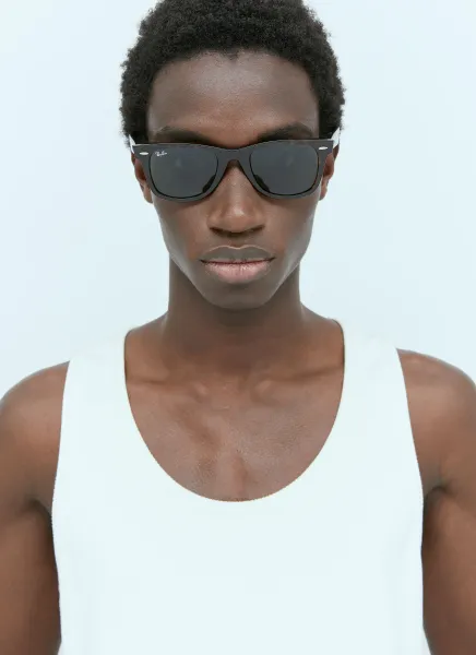 Wayfarer Tortoise Sunglasses