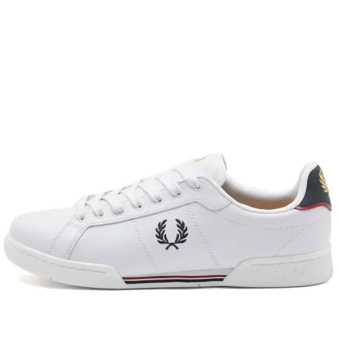 B722 Leather Sneaker