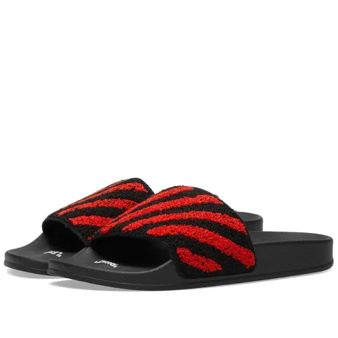 Off Flyknit Slider