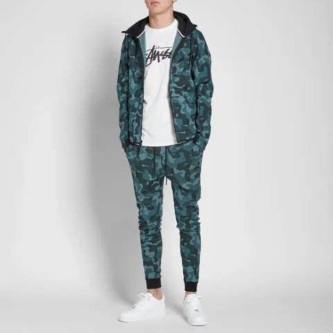 Tech Fleece Camo Jogger