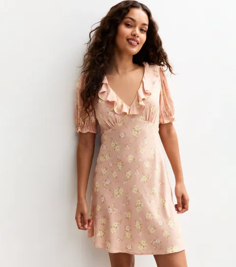 Women's Petite Pink Floral Print Ruffle Mini Dress